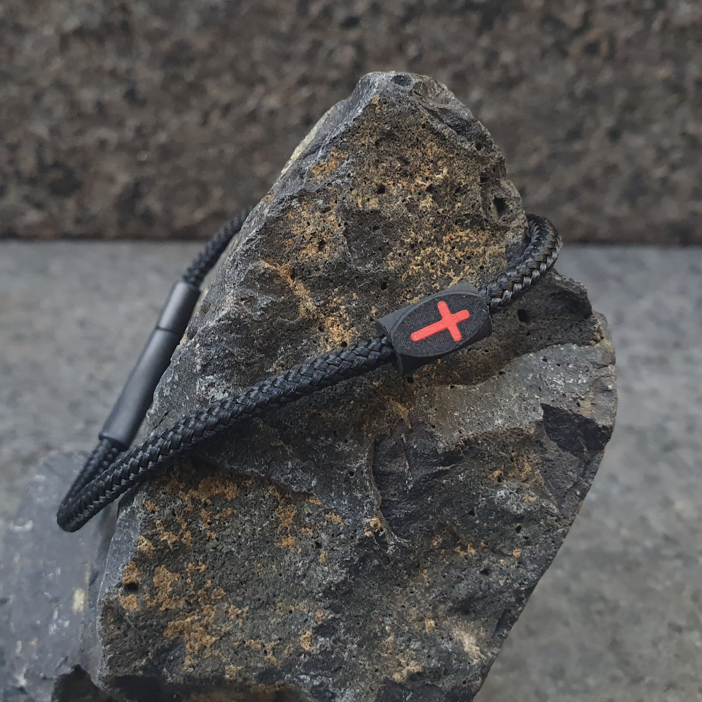 Custom Totemband: Paracord